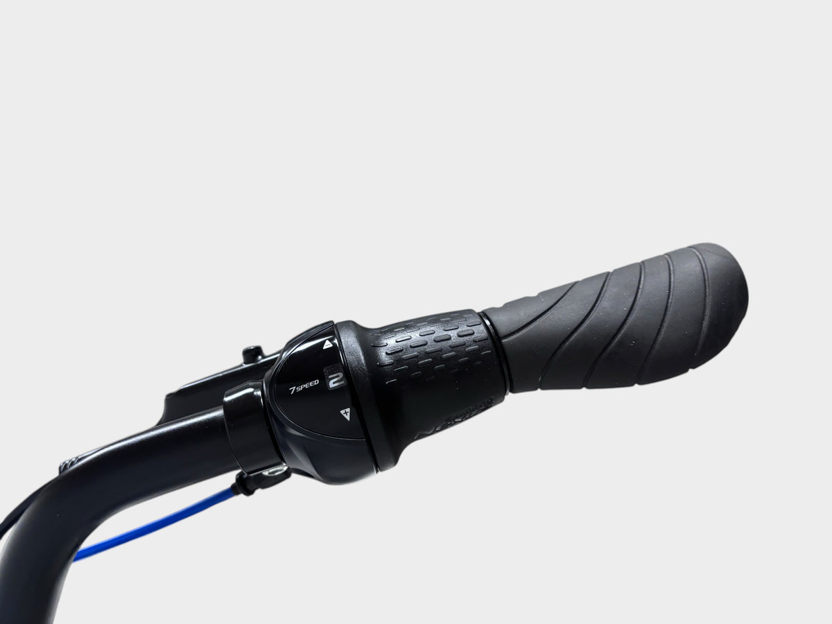 Vyber Ride E1 Black Edition Lage Instap 53cm 2023 Zwart / Blauw (Gebruikte E-bike)