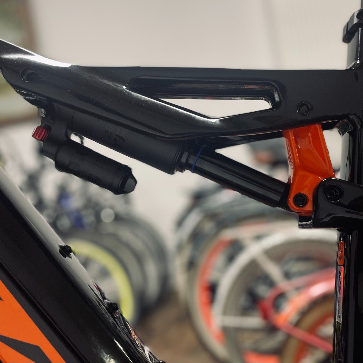 KTM Macina Kapoho 7973 (750Wh) Flaming Black 48cm 2024